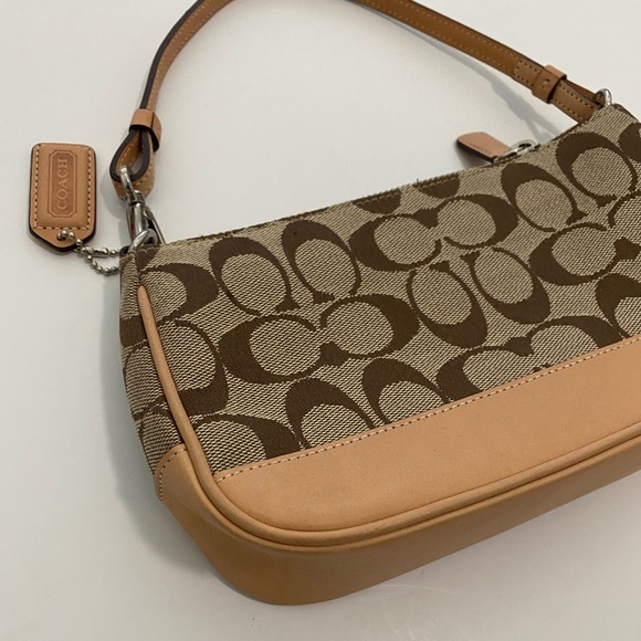 Coach Bag - Picture 1 of 10